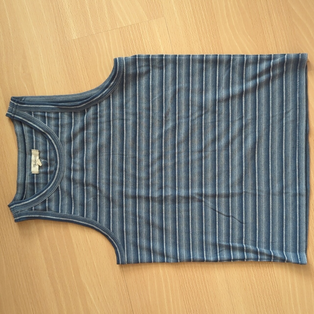 Blue stripe tank
